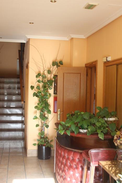 Hotel Durtzi Sobron Екстериор снимка